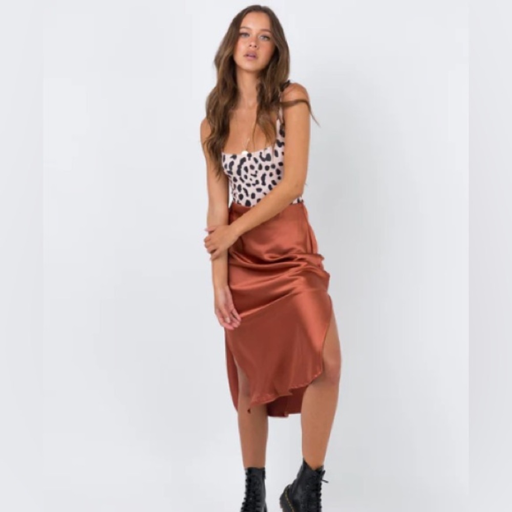 NWOT Princess Polly Midi Skirt Rust